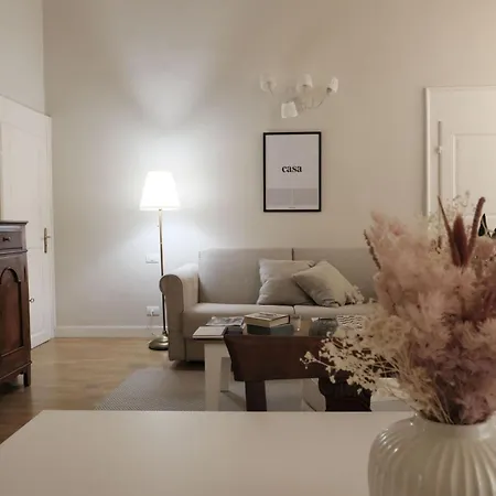 Casa Claire - Experience The Historic Center On Foot Reggio Emilia